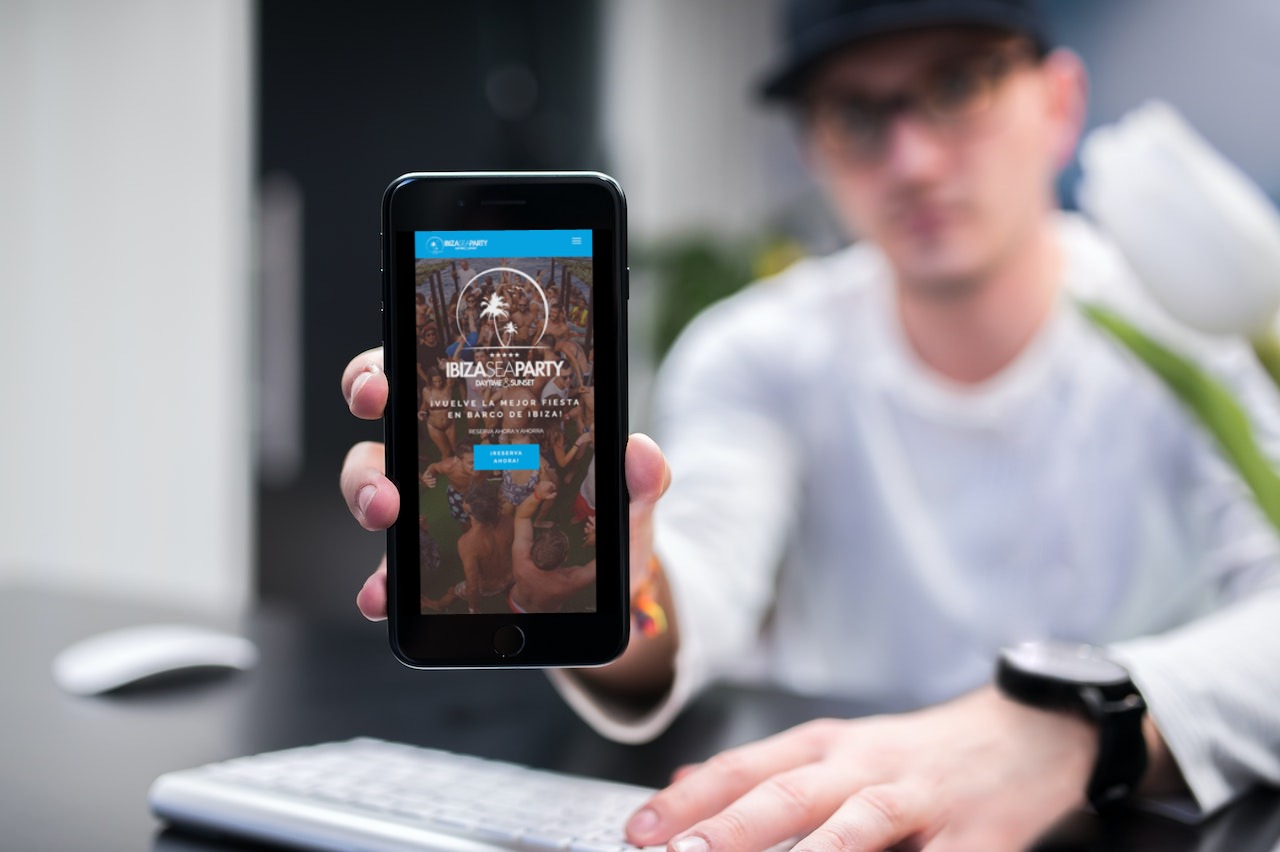 login image